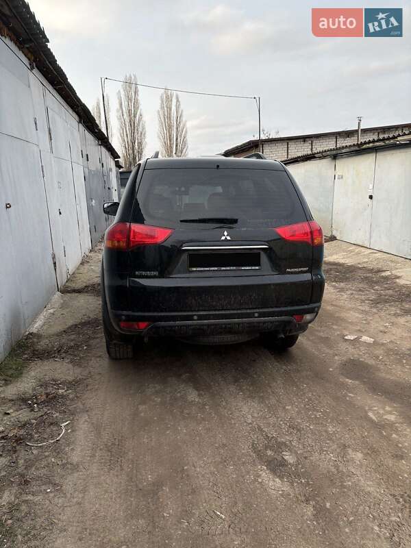 Внедорожник / Кроссовер Mitsubishi Pajero Sport 2011 в Харькове фото 7 Внедорожник / Кроссовер Mitsubishi Pajero Sport 2011 в Харькове