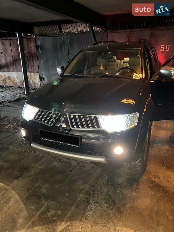 Внедорожник / Кроссовер Mitsubishi Pajero Sport 2011 в Харькове фото 16 Внедорожник / Кроссовер Mitsubishi Pajero Sport 2011 в Харькове