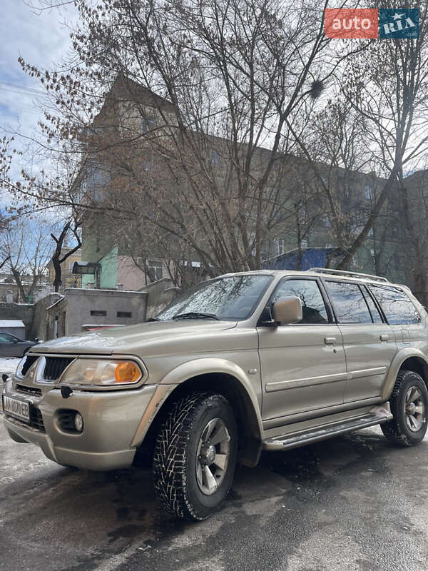 Mitsubishi Pajero Sport 2007