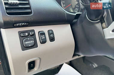 Внедорожник / Кроссовер Mitsubishi Pajero Sport 2012 в 