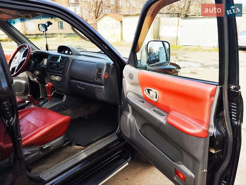 Позашляховик / Кросовер Mitsubishi Pajero Sport 2000 в Києві