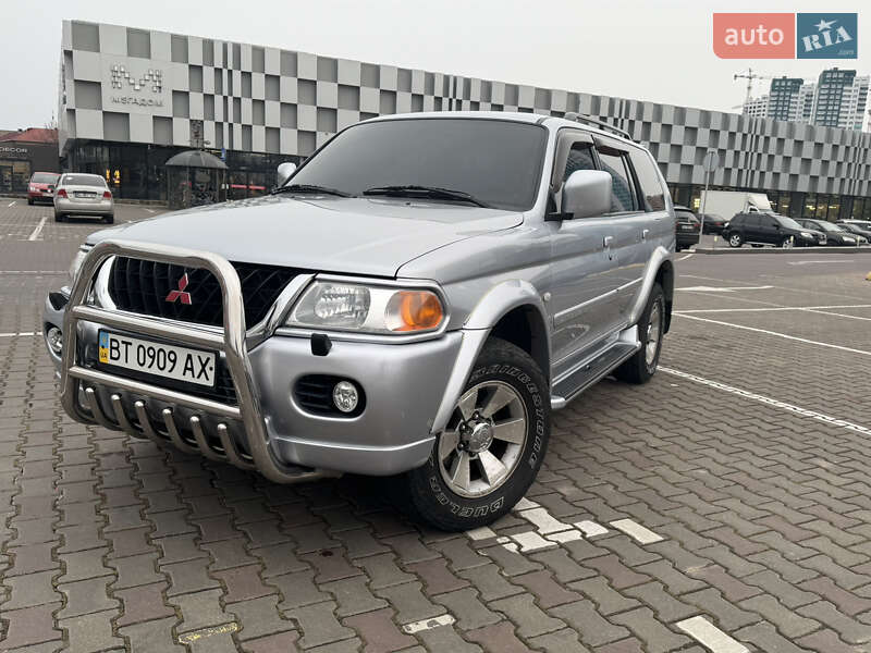 Внедорожник / Кроссовер Mitsubishi Pajero Sport 2006 в Николаеве