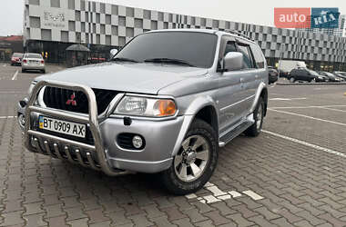 Внедорожник / Кроссовер Mitsubishi Pajero Sport 2006 в 