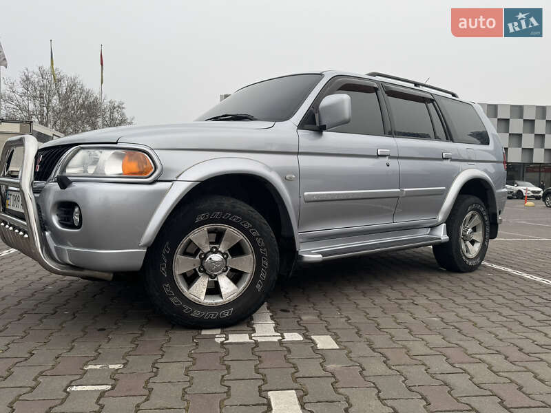 Внедорожник / Кроссовер Mitsubishi Pajero Sport 2006 в Николаеве