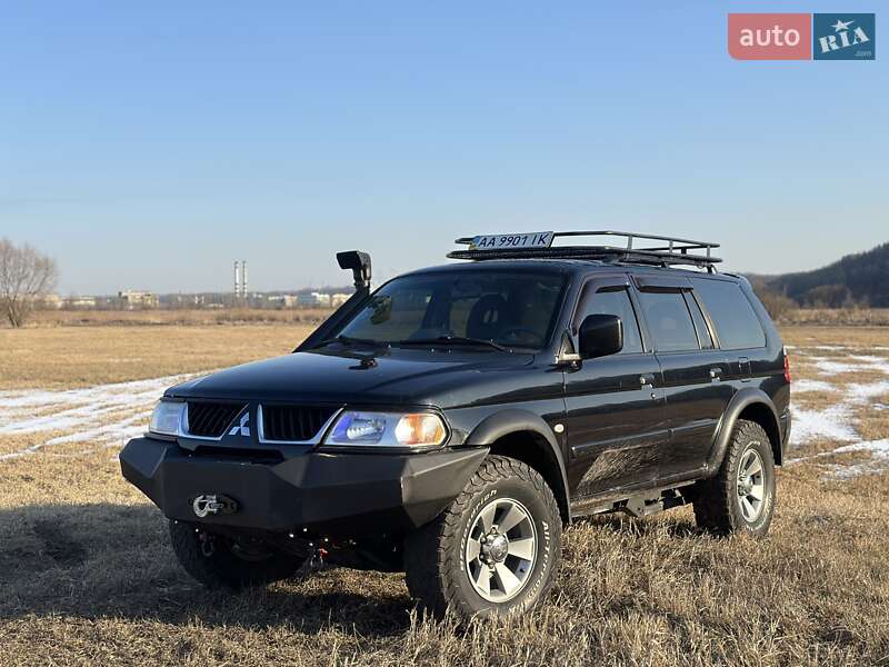 Внедорожник / Кроссовер Mitsubishi Pajero Sport 2008 в Обухове