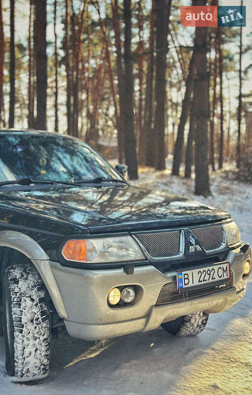 Внедорожник / Кроссовер Mitsubishi Pajero Sport 2006 в 
