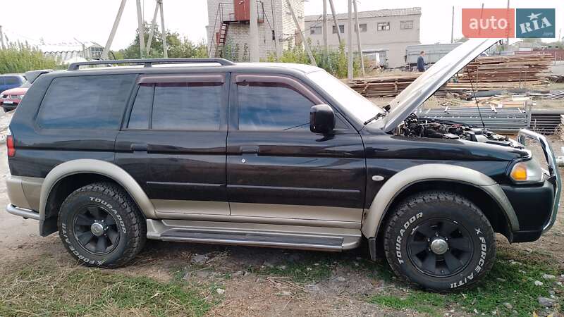 Внедорожник / Кроссовер Mitsubishi Pajero Sport 2004 в Лубнах