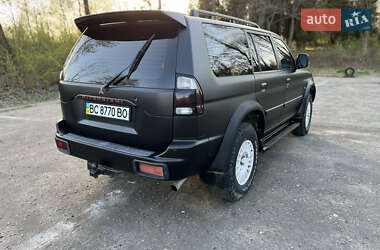 Внедорожник / Кроссовер Mitsubishi Pajero Sport 2007 в 