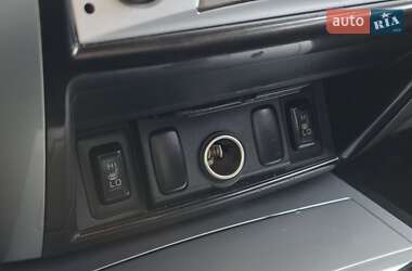 Позашляховик / Кросовер Mitsubishi Pajero Sport 2011 в 