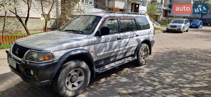 Внедорожник / Кроссовер Mitsubishi Pajero Sport 2002 в Винниках
