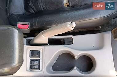 Внедорожник / Кроссовер Mitsubishi Pajero Sport 2000 в 