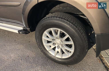 Внедорожник / Кроссовер Mitsubishi Pajero Sport 2013 в 