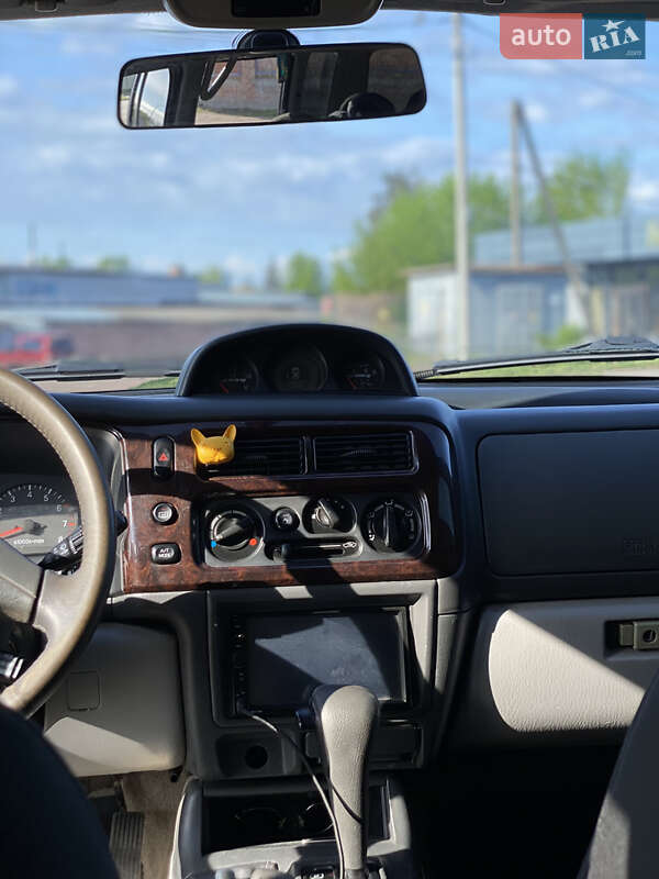 Позашляховик / Кросовер Mitsubishi Pajero Sport 2001 в Києві