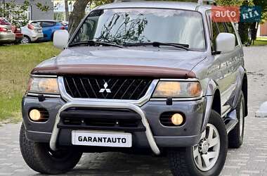 Позашляховик / Кросовер Mitsubishi Pajero Sport 2004 в 