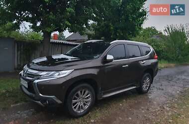 Позашляховик / Кросовер Mitsubishi Pajero Sport 2016 в Балаклії