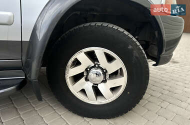 Позашляховик / Кросовер Mitsubishi Pajero Sport 2003 в 