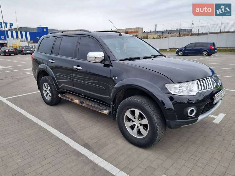 Позашляховик / Кросовер Mitsubishi Pajero Sport 2013 в Білій Церкві