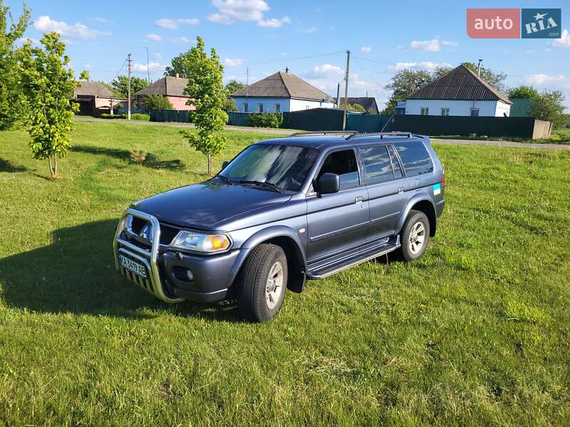 Mitsubishi Pajero Sport 2006