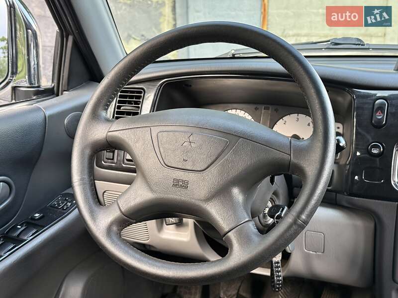 Внедорожник / Кроссовер Mitsubishi Pajero Sport 2006 в Харькове