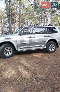Внедорожник / Кроссовер Mitsubishi Pajero Sport 2006 в 