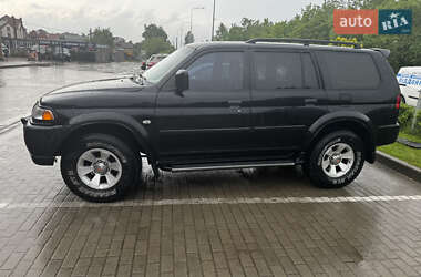 Позашляховик / Кросовер Mitsubishi Pajero Sport 2006 в 