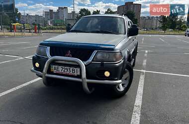 Внедорожник / Кроссовер Mitsubishi Pajero Sport 2002 в Киеве