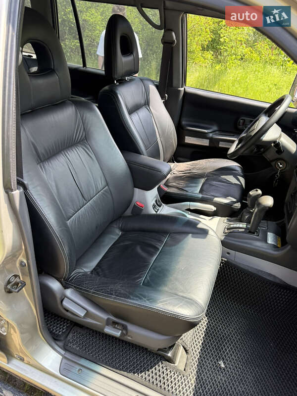 Внедорожник / Кроссовер Mitsubishi Pajero Sport 2006 в Киеве