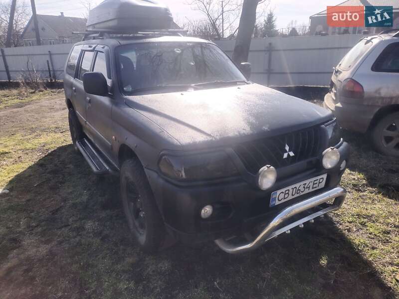 Mitsubishi Pajero Sport 2002