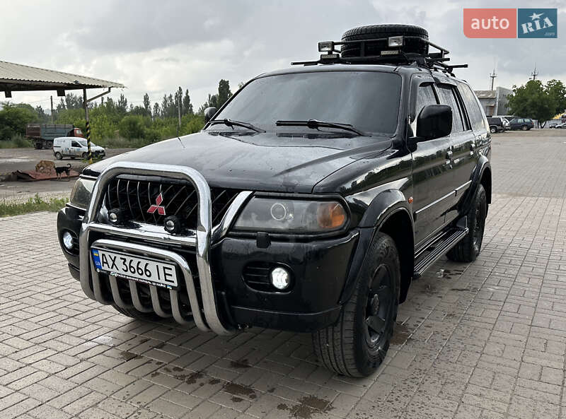 Внедорожник / Кроссовер Mitsubishi Pajero Sport 2003 в 