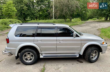 Внедорожник / Кроссовер Mitsubishi Pajero Sport 2006 в 
