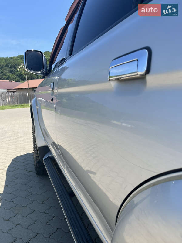 Внедорожник / Кроссовер Mitsubishi Pajero Sport 2002 в Сваляве