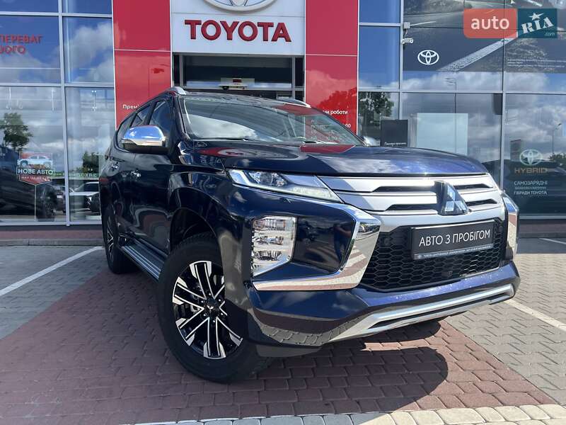 Позашляховик / Кросовер Mitsubishi Pajero Sport 2021 в Вінниці