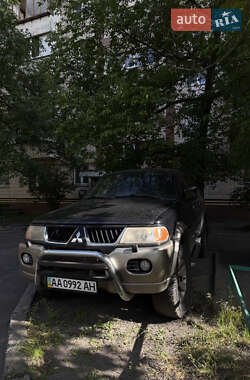 Внедорожник / Кроссовер Mitsubishi Pajero Sport 2005 в Киеве