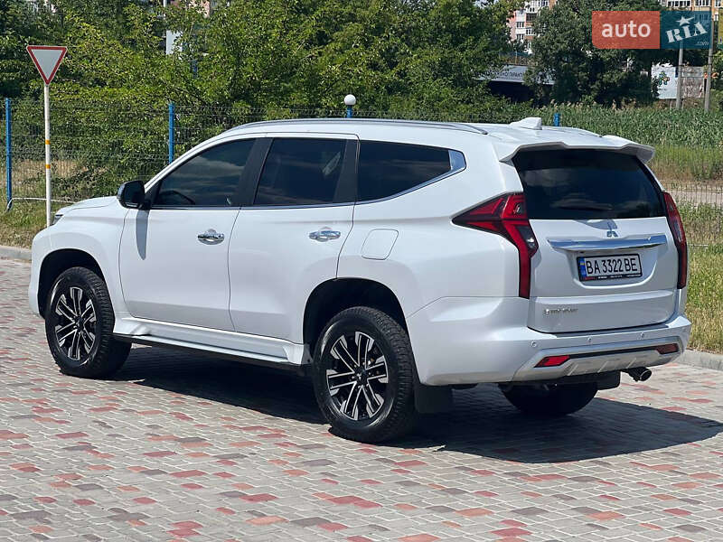 Внедорожник / Кроссовер Mitsubishi Pajero Sport 2021 в Кропивницком
