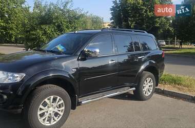 Внедорожник / Кроссовер Mitsubishi Pajero Sport 2015 в Виннице
