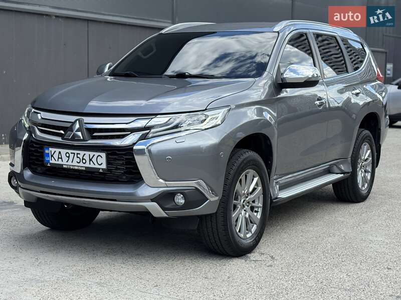 Mitsubishi Pajero Sport 2017