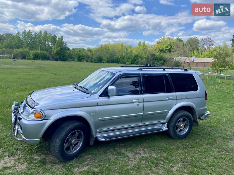 Mitsubishi Pajero Sport 2006