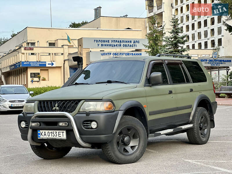 Mitsubishi Pajero Sport 2002