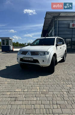 Позашляховик / Кросовер Mitsubishi Pajero Sport 2012 в Харкові