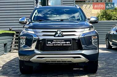 Позашляховик / Кросовер Mitsubishi Pajero Sport 2019 в Києві