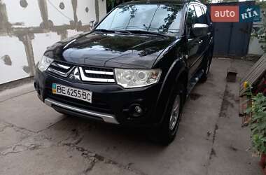 Внедорожник / Кроссовер Mitsubishi Pajero Sport 2014 в Николаеве