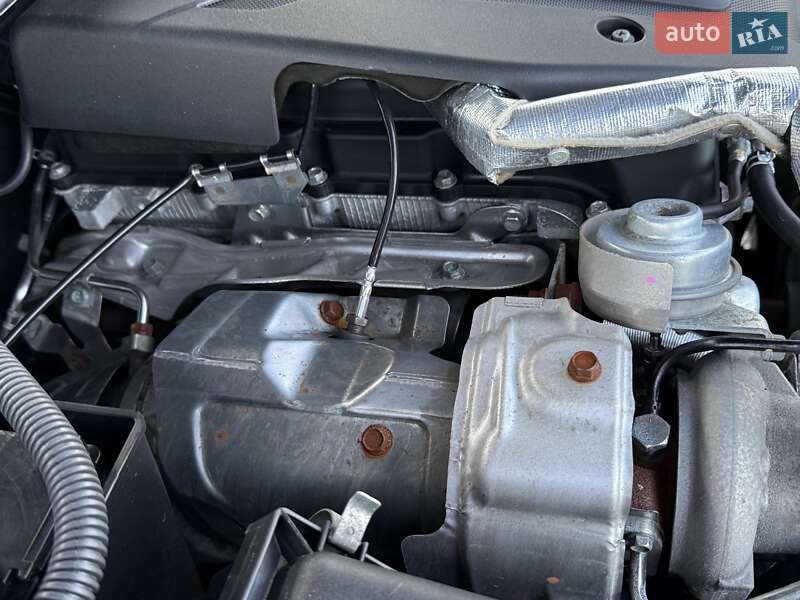 Позашляховик / Кросовер Mitsubishi Pajero Sport 2016 в Виноградові