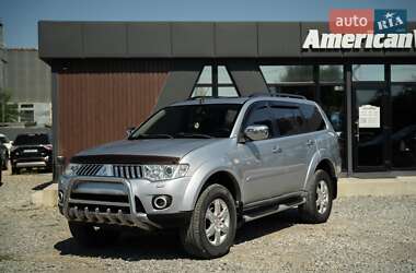 Внедорожник / Кроссовер Mitsubishi Pajero Sport 2010 в Черновцах