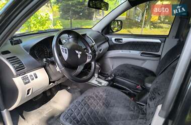 Внедорожник / Кроссовер Mitsubishi Pajero Sport 2010 в Киеве