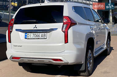 Позашляховик / Кросовер Mitsubishi Pajero Sport 2024 в 