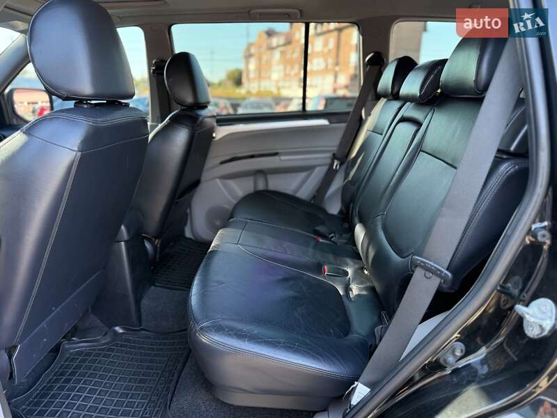 Позашляховик / Кросовер Mitsubishi Pajero Sport 2011 в Києві