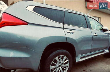 Внедорожник / Кроссовер Mitsubishi Pajero Sport 2016 в Котельве