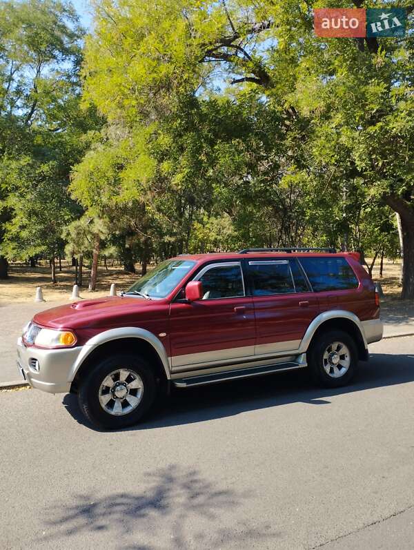 Внедорожник / Кроссовер Mitsubishi Pajero Sport 2005 в Одессе