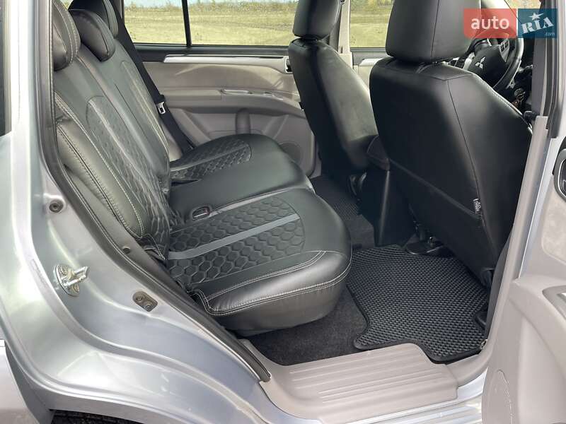 Внедорожник / Кроссовер Mitsubishi Pajero Sport 2010 в Киеве фото 20 Внедорожник / Кроссовер Mitsubishi Pajero Sport 2010 в Киеве
