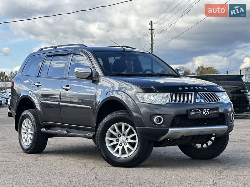 Mitsubishi Pajero Sport 2010